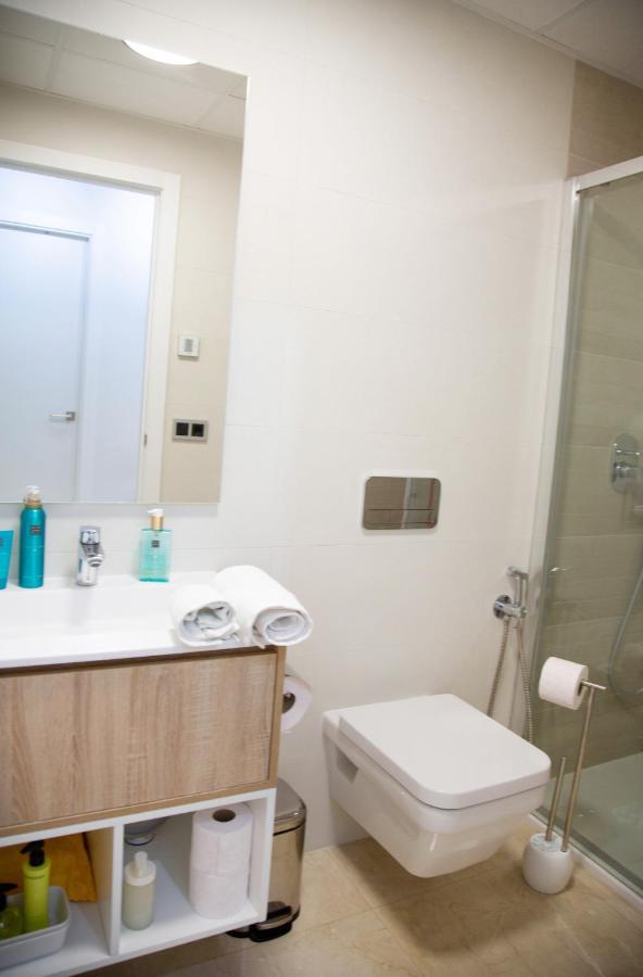 Sunset Waves Benidorm Julieta Vistas Al Mar Premium 200 Mt2 Con Jacuzzi En Terraza 아파트 외부 사진
