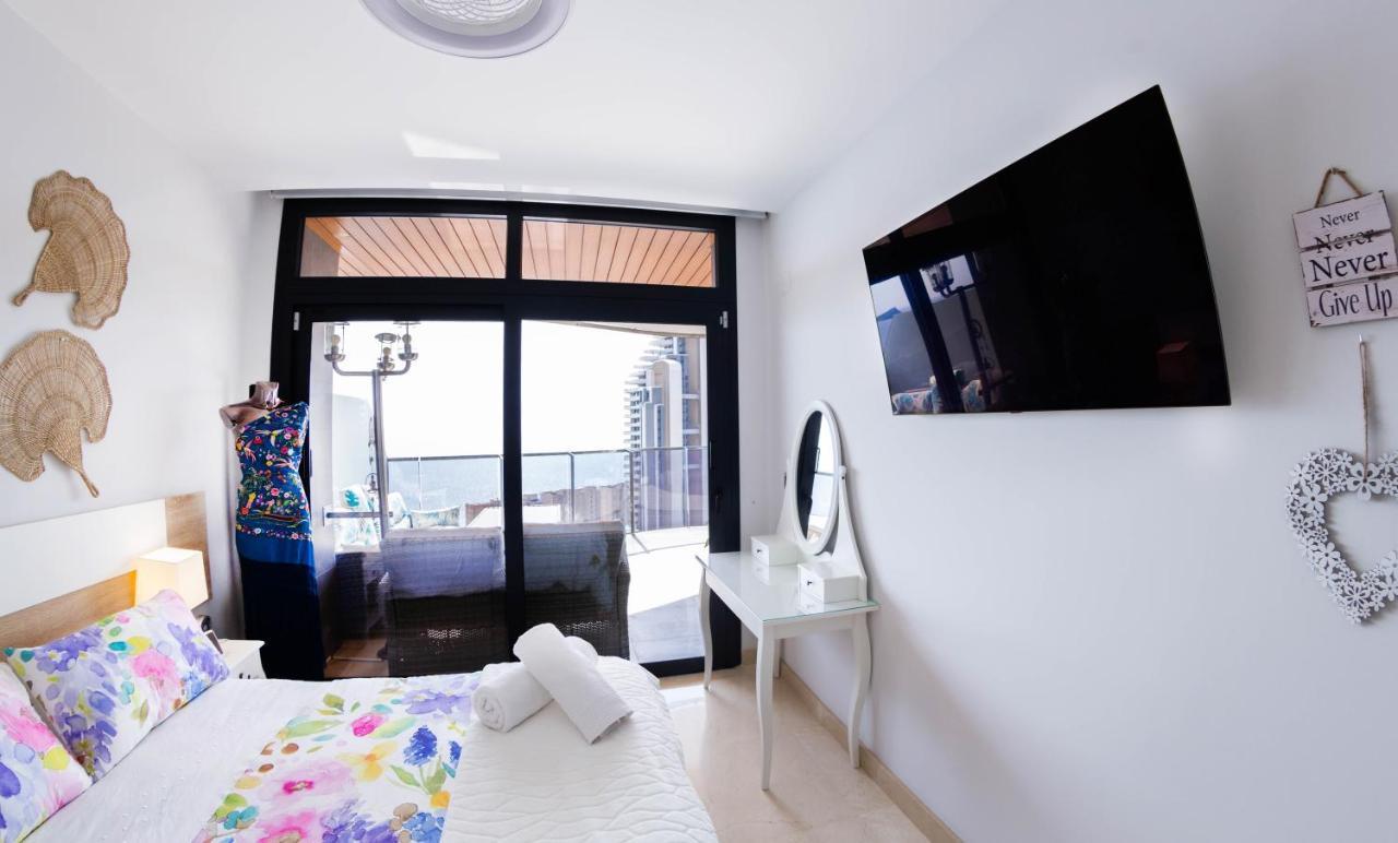 Sunset Waves Benidorm Julieta Vistas Al Mar Premium 200 Mt2 Con Jacuzzi En Terraza 아파트 외부 사진